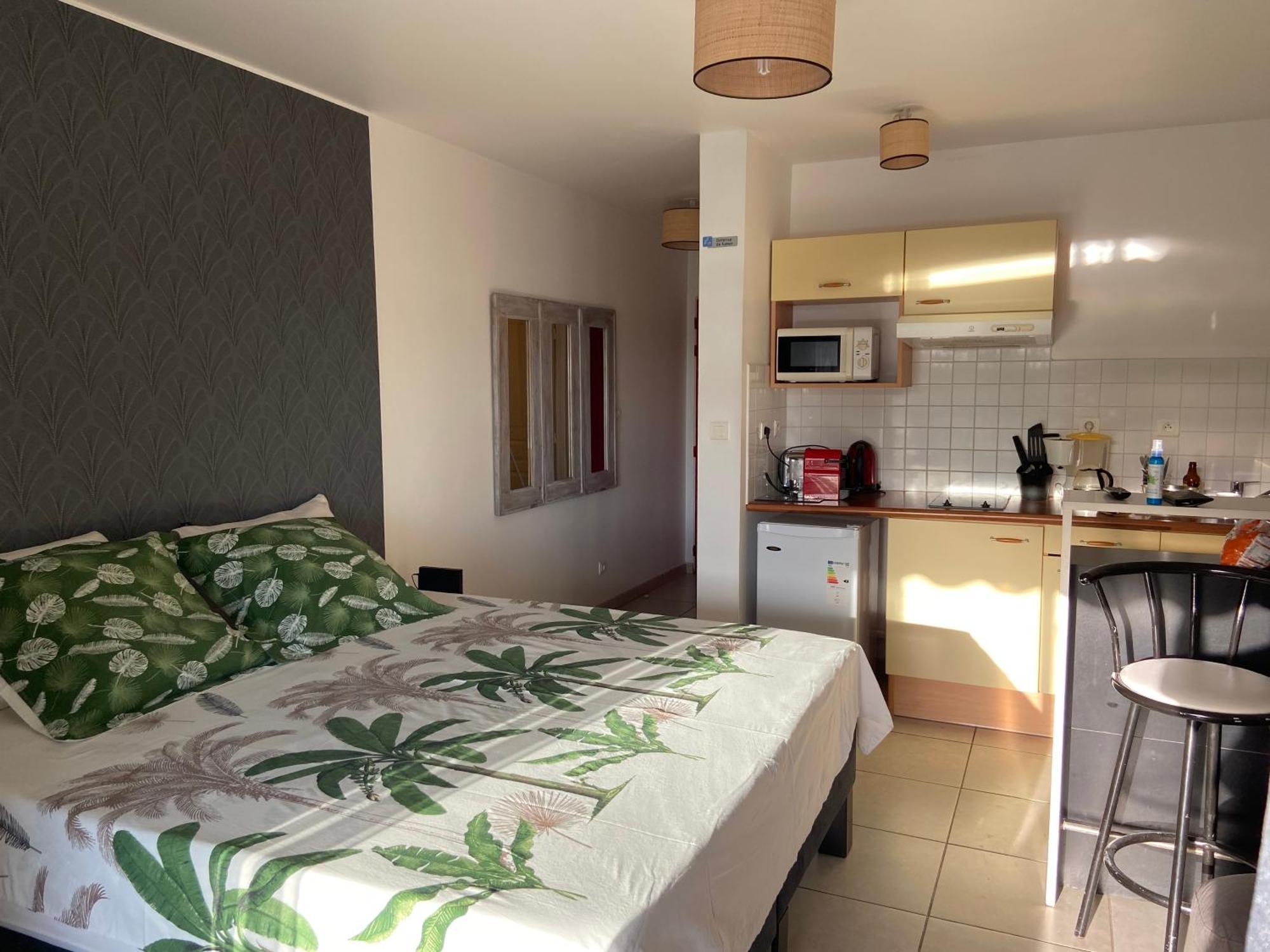 Les Pieds Dans L'Eau ! Apartment Saint-Gilles-les Bains Bagian luar foto